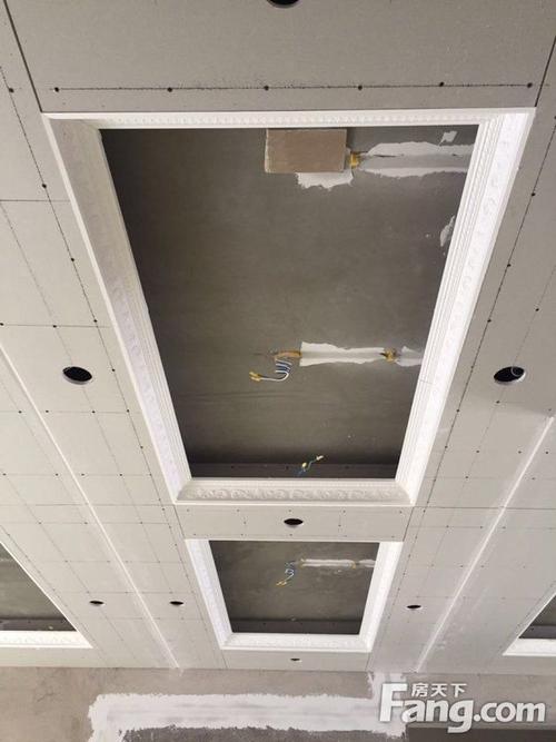 汽车拆灯罩价格多少 汽车拆灯罩价格多少