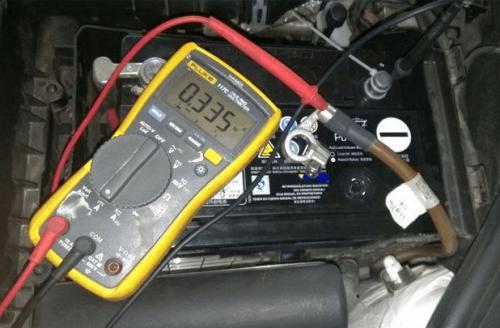 汽车电瓶 电流多少正常