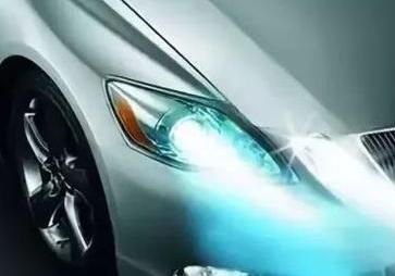 汽车顶灯亮度多少 汽车顶灯亮度多少