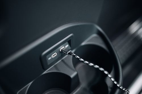 汽车上usb多少功率