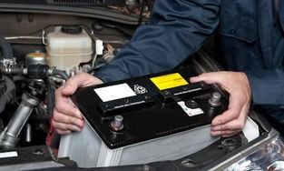 汽车电瓶电压多少满 汽车电瓶电压多少满