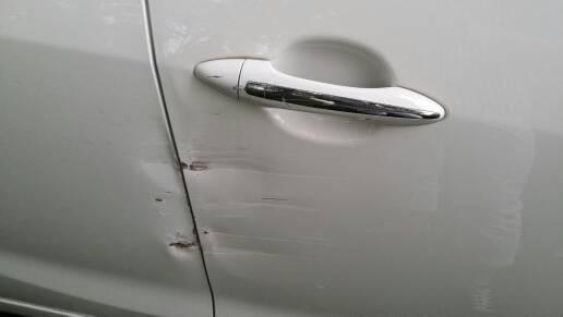 汽车刮蹭赔付多少