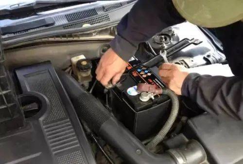 汽车电瓶衰减多少公斤 汽车电瓶衰减多少公斤