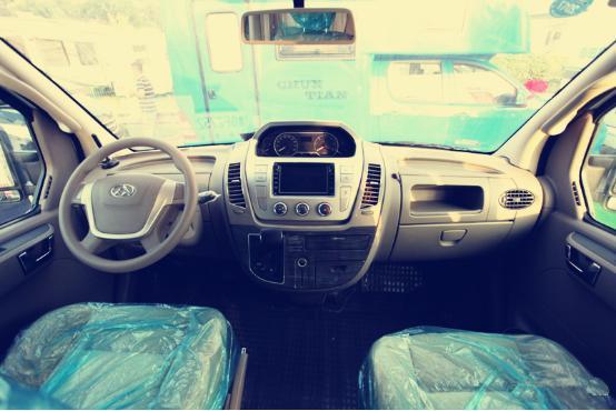 汽车中间空间多少合适 汽车中间空间多少合适