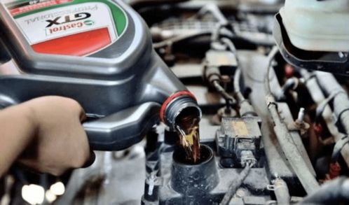 汽车机油比例多少正常