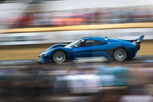 汽车爬坡时速度多少 汽车爬坡时速度多少