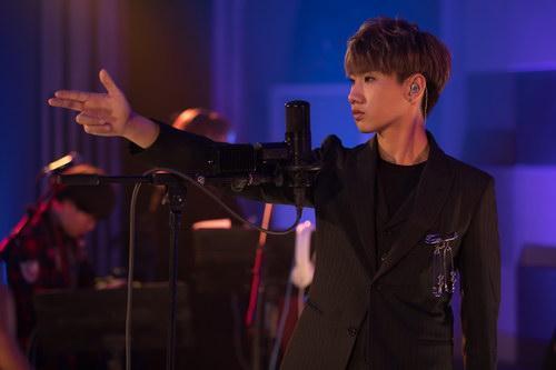 五月天现场送汪苏泷歌曲版权 五月天现场送汪苏泷歌曲版权