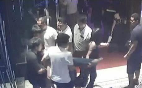 男子帮他人侵犯前女友 2人均获刑 男子帮他人侵犯前女友 2人均获刑