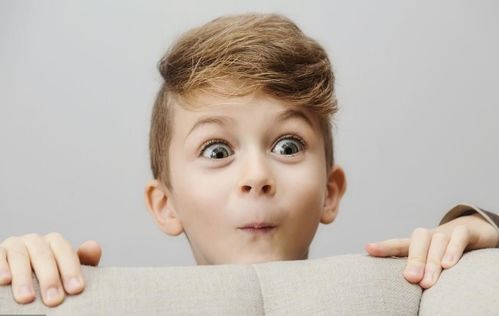 男孩子阳光霸气乳名（男宝宝名字阳光帅气）