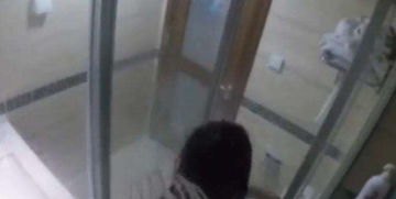 外卖员被曝隔窗偷拍女生洗澡 外卖员被曝隔窗偷拍女生洗澡