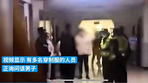 外卖员被曝隔窗偷拍女生洗澡 外卖员被曝隔窗偷拍女生洗澡