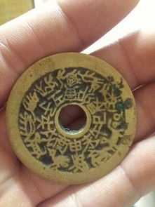 属蛇的女孩子取名（属蛇的女孩子取名带逸字好吗）