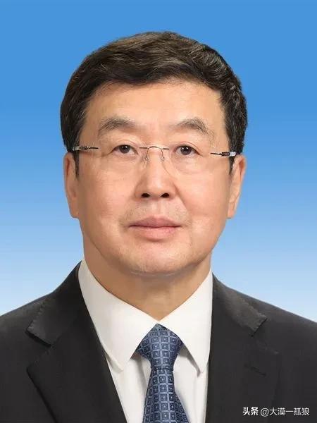 现任中央政治委员会成员(现任中央政治委员会成员) 现任中央政治委员会成员(现任中央政治委员会成员)