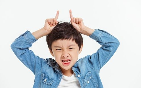 男孩姓刘取什么名字好听(刘姓男孩起什么名字) 男孩姓刘取什么名字好听(刘姓男孩起什么名字)