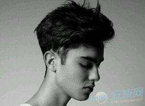 qq网名男生帅气冷酷两个字（qq网名大全男生最酷两个字）