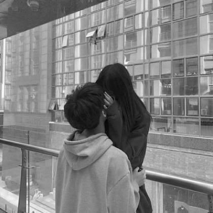 情侣qq网名一男一女（情侣网名一男一女 浪漫 唯美）