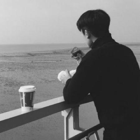 qq男生头像大全(qq男生头像大全 伤感背影) qq男生头像大全(qq男生头像大全 伤感背影)