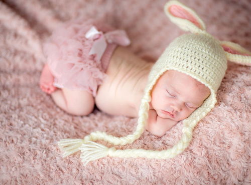 出生小女孩取名字大全(2025属蛇女孩大气名字) 出生小女孩取名字大全(2025属蛇女孩大气名字)