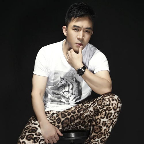 群名称大全霸气搞笑（2025最旺的群名）