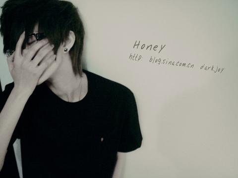 qq网名男生帅气冷酷繁体字（qq网名大全男生最酷繁体字）