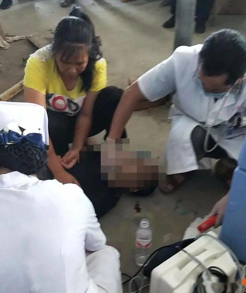 男子讲述被毒蛇咬伤拦车自救经历 男子讲述被毒蛇咬伤拦车自救经历