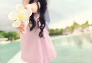 qq网名女生古风（qq昵称女生2021最火古风）