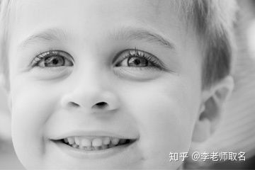 免费起名测名字（免费起名测名字男孩）