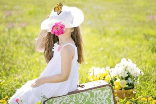 女孩子取什么名字好听有内涵(适合女孩的名字寓意深点的) 女孩子取什么名字好听有内涵(适合女孩的名字寓意深点的)