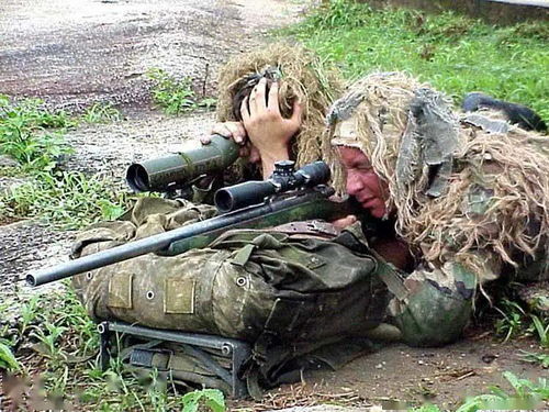 人手一个瞄准镜意味着什么 人手一个瞄准镜意味着什么