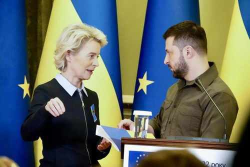 泽连斯基与冯德莱恩讨论加强对俄罗斯的制裁 - 今题网