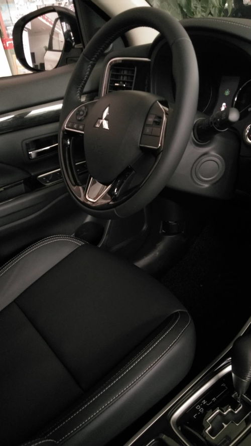 汽车的安全气囊系统对乘员的保护作用是什么? - 今题网