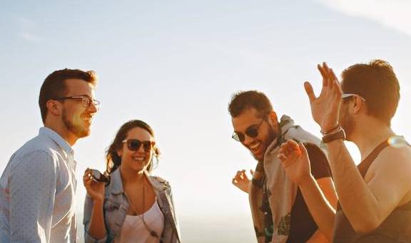 让水瓶男离不开你的诀窍(让水瓶男更爱你的方法) 让水瓶男离不开你的诀窍(让水瓶男更爱你的方法)