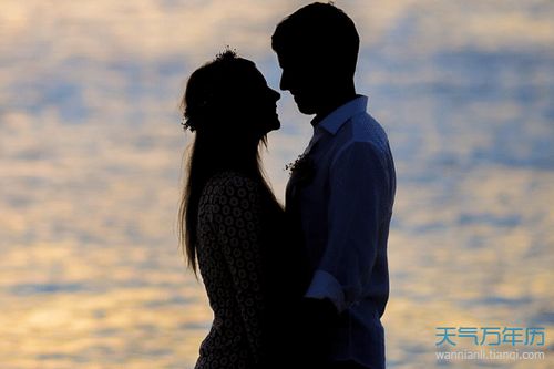 双子男特别宠双子女(双子男特别宠一个女孩的表现) 双子男特别宠双子女(双子男特别宠一个女孩的表现)