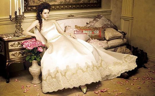 十二星座的水晶婚纱图片（十二星座水晶婚纱礼服）