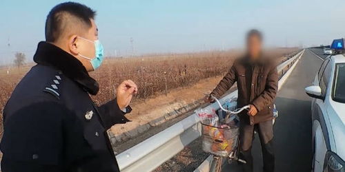 小男孩独自在高速上奔跑 原因离谱 小男孩独自在高速上奔跑 原因离谱