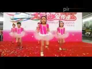 小苹果儿童舞蹈（小苹果儿童舞蹈儿歌）