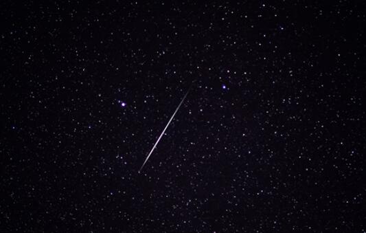 双子座流星雨在哪个方向,双子座流星雨在什么地方可以看到 双子座流星雨在哪个方向,双子座流星雨在什么地方可以看到