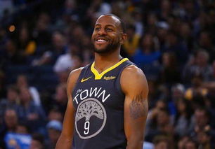 詹姆斯的“重大决定”是广告 詹姆斯的“重大决定”是广告