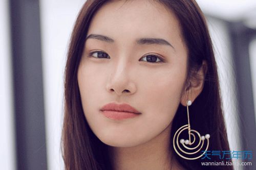 双子女标准长相图,双子座女生的典型长相 双子女标准长相图,双子座女生的典型长相