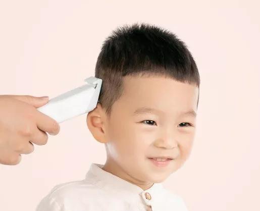 梦见儿子理发了换发型了：梦见儿子理发了换发型了