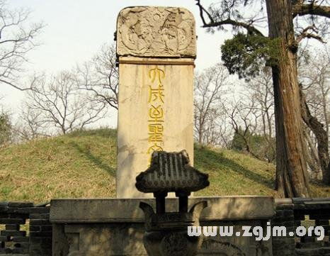 周公解梦梦见墓地：梦见墓地，周公解梦的神秘解读与现实启示