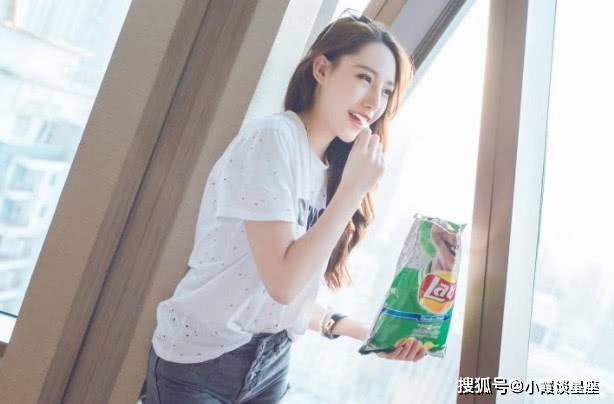 聪明但装傻的星座女:傻白甜外壳藏锋芒,这五个星座女用装傻演绎人间清醒 聪明但装傻的星座女:傻白甜外壳藏锋芒,这五个星座女用装傻演绎人间清醒