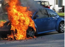 已婚女人梦见着火并用水扑灭：梦里火光冲天，我却冷静扑灭，已婚女性的隐秘心声