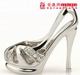 做梦梦到买鞋:为什么你总梦见买鞋?解密梦境中的‘新开始’信号 做梦梦到买鞋:为什么你总梦见买鞋?解密梦境中的‘新开始’信号