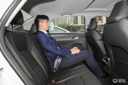 如何评估新车的安全配置是否符合要求？