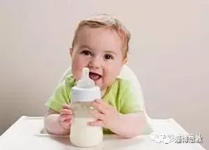 如何知道奶没有呛入肺:呛奶急救指南,如何判断奶是否进入婴儿呼吸道 如何知道奶没有呛入肺:呛奶急救指南,如何判断奶是否进入婴儿呼吸道