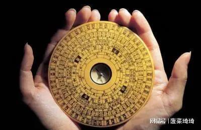 新浪星盘怎么看:新浪星盘怎么看?三步解锁你的个人星盘解析指南 新浪星盘怎么看:新浪星盘怎么看?三步解锁你的个人星盘解析指南