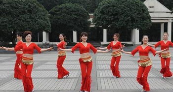 老人广场舞简单在家跳（60岁到70岁老人简单广场舞）