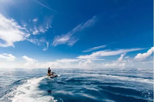 梦见大海游泳:梦里那片无垠的海 梦见大海游泳:梦里那片无垠的海