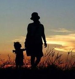 梦见去世多年的母亲:梦境与现实的边界—梦见去世多年的母亲 梦见去世多年的母亲:梦境与现实的边界—梦见去世多年的母亲